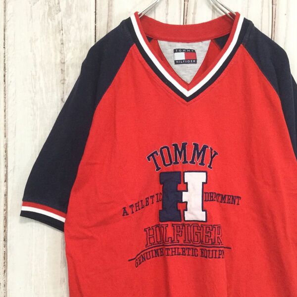 【トミーヒルフィガー 半袖ロゴTシャツ】ラグラン ロゴ刺繍 Vネック XL TOMMY HILFIGER 古着
