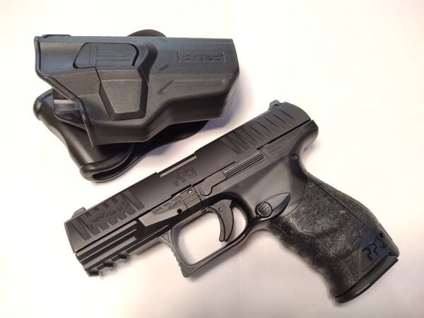 UMAREX VFC ワルサー PPQ M2 ガスブローバック CYTAC R-Defender G3 ホルスター 付き