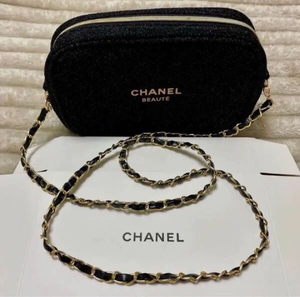 【週末限定出品】CHANEL シャネル ホリデー限定 ノベルティ ポーチ ブラックラメ 新品未使用 おまけショルダーチェーン付き