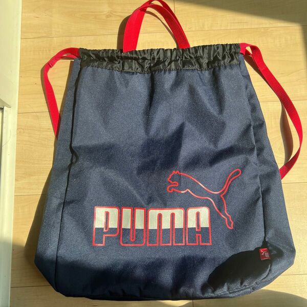 PUMA 巾着バッグ ネイビー