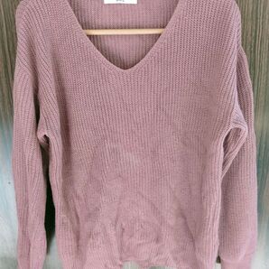 GRL グレイルVネックアクリルニット ラベンダー色