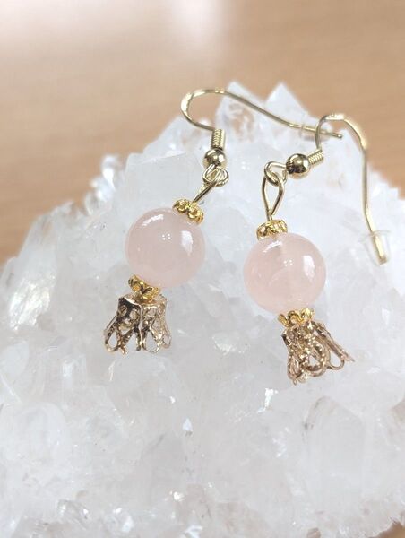 【天然石】ローズクォーツ ハンドメイド ピアス プレゼントにも