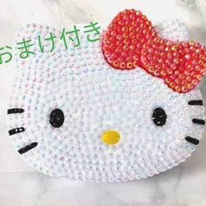 キティちゃん デコケース ハンドメイド おまけ付き(じゅるる2個)