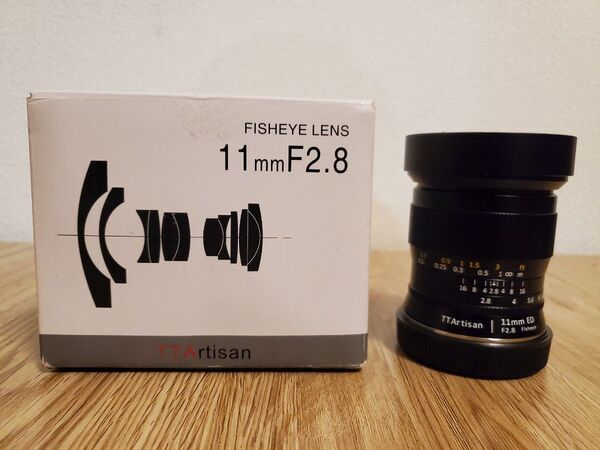 【極美品】銘匠光学 TTArtisan 11mm f/2.8 Fisheye 魚眼レンズ ミラーレス Canon RF 単焦点