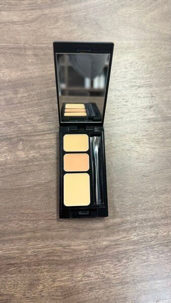 新品未使用ETVOS ミネラルコンシーラーパレット