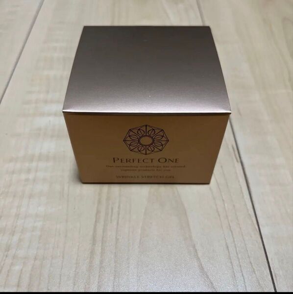 新日本製薬 パーフェクトワン薬用リンクルストレッチジェル 50g