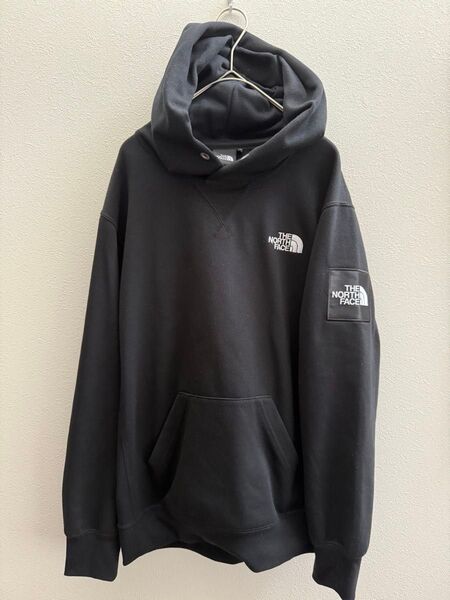THE NORTH FACE【ノースフェイス】スクエアロゴフーディ S メンズ