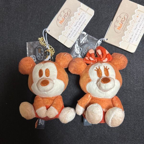 ミッキーマウス 、ミニーマウス チェーンストラップマスコット キャラクターパン すわりNuiパン ディズニー