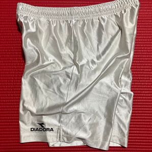 ☆新品未使用 DIADORA サッカー ハーフパンツ ホワイト Lサイズ