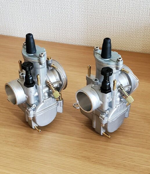 新品未使用品!PWK30タイプレーシングキャブレター×2!検索 RZ250、RZ350、RG250E、RD400!