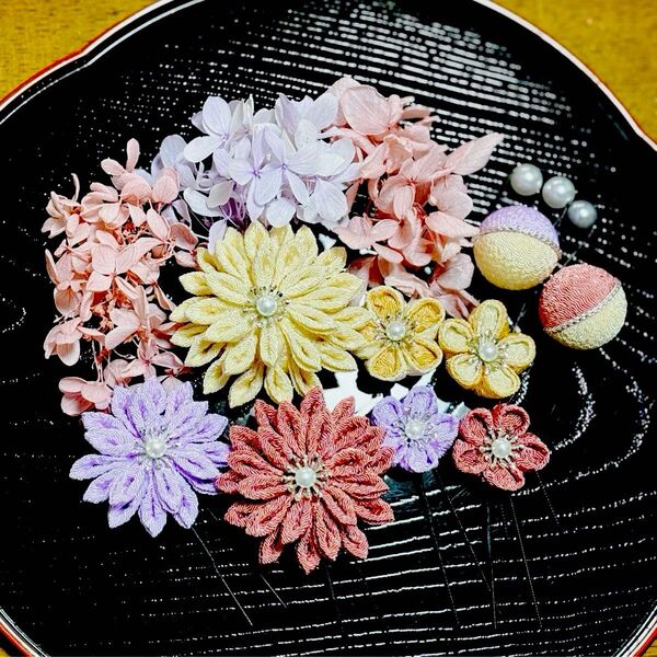つまみ細工 ヘアアクセサリー 髪飾り 卒業式 成人式 前撮り 結婚式 お花のモチーフ かんざし ハンドメイド