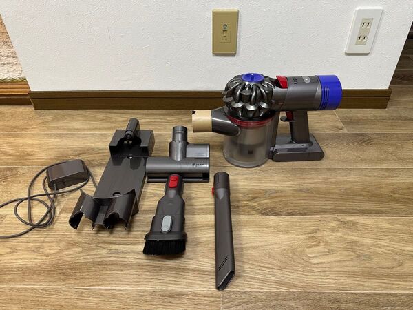 dyson ダイソン コードレス掃除機 SV11 V7