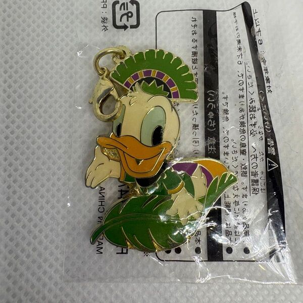 ドナルドダック キーホルダー ゴールド 未使用 ディズニー