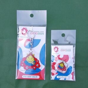 ミャクミャク しまねっこ コラボ アクリルキーホルダー ピンバッジ セット