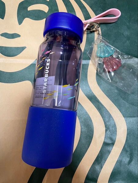 ボトルシェルチャーム スターバックス スタバ タンブラー ボトル 水筒 473ml 青 ブルー お魚 貝殻 マイボトル