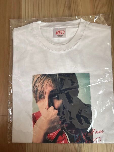 Ryosuke Yamada LIVE TOUR 2025 RED オフィシャルグッズ山田涼介サイズのTシャツ