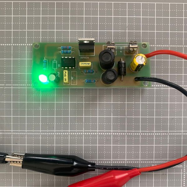 【ジャンク扱い】鉛バッテリー デサルフェーター 12V仕様【動作確認済】