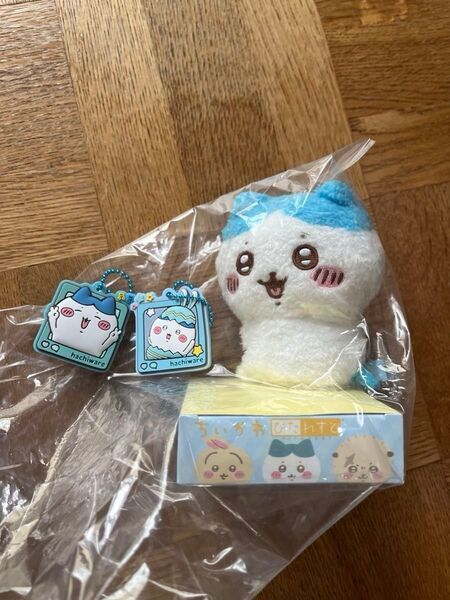 ちいかわ ぴたれすと ぷっくりラバマスグミ4 まじかるちいかわトレーディングカード ハチワレ 3点セット