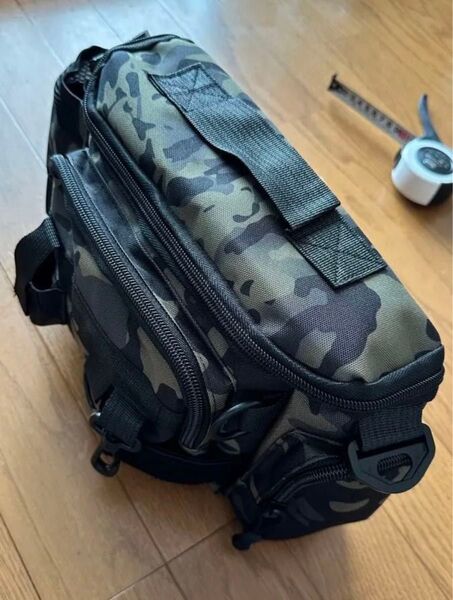 フィッシングバッグ 2ウェイ 迷彩 ロッドホルダー バス釣り 登山 レジャー 装備