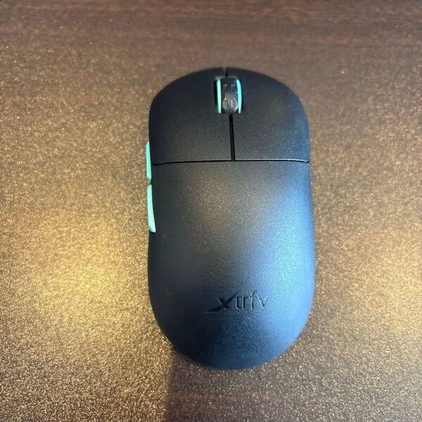 Xtrfy (エクストリファイ) M8 ワイヤレス ブラック 左右対称 超軽量 ゲーミングマウス