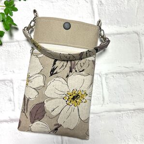 【No.2】大花柄 フィーロ ベージュ スマホポーチ ハンドメイド
