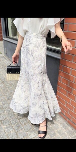 GRL 花柄シフォンマーメイドスカート tu503