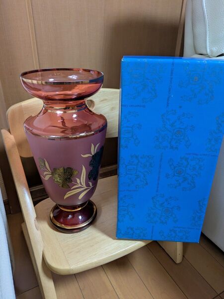 ボヘミアガラス GOLDRUBY 金彩花瓶 レッド系 32センチ 未使用に近い チェコ製 専用箱あり