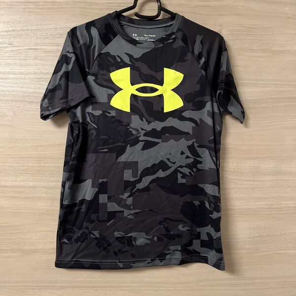 UNDER ARMOUR トレーニングウェア 迷彩柄 YXL ブラック ボーイズ 160