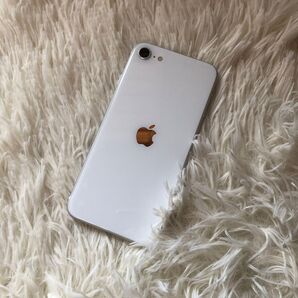 【極美品】iPhone SE2 iPhoneSE ホワイト SE スターライト A2296