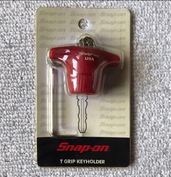 【新品】T型 SNAP-ONスナップオン グリップキーホルダー 赤