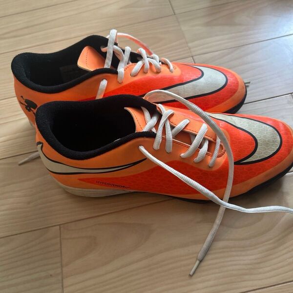 NIKE ハイパーヴェノム トレーニングシューズ オレンジ 25センチ HYPERVENOM ファントム HG スパイク