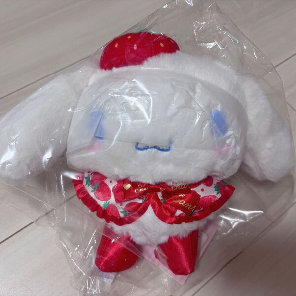【新品・未開封】サンリオ いちご新聞50周年シナモン シナモロール ぬいぐるみ