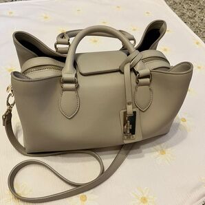 NATURAL BAUTY BASIC ハンドバッグ
