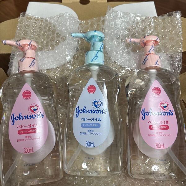 『新品・未開封 ジョンソン ベビーオイル 300ml ×3個』