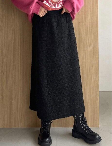 ブラックロングスカート