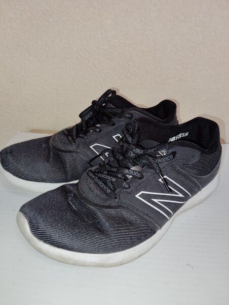 ニューバランス WL415 25cm