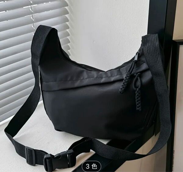 【新品未使用】ショルダーバッグ ブラック ナイロン