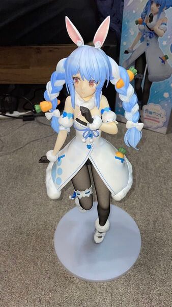 ホロライブプロダクション 兎田ぺこら 1/4スケール プラスチック製 塗装済み完成品フィギュア