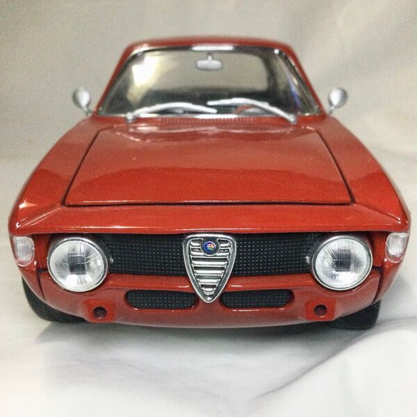 Alfa Romeo Giulia Sprint GTA 1965 1/18 アルファロメオ ジュリア