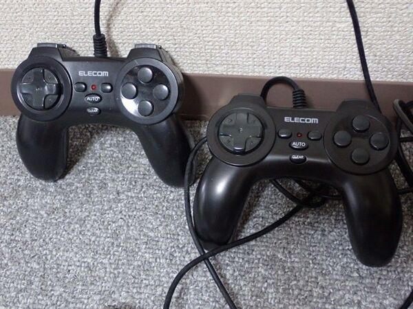 ELECOM ゲームコントローラー PC用 2個セット