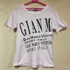 GIAN MARCO VENTURI (ジャンマルコベンチューリ) ロゴ刺繍 Tシャツ