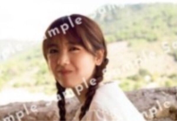 乃木坂46の4期生、筒井あやめの1st写真集『感情の隙間』のNICリテールズ限定特典のポストカード新品 即日発送