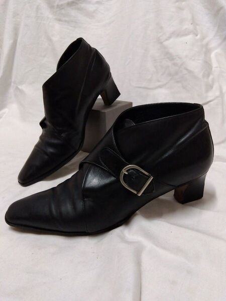 【USED品】イタリア製 アンクルブーツ ELIE JADO サイズ:39(24.5㎝程度) 上質カーフ素材