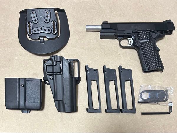 Carbon8 M45CQP(グリップ・バレル交換)予備マグ2本 実物 BLACKHAWK! SERPAホルスター&マガジンポーチ