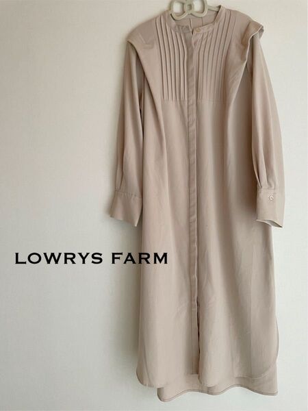 LOWRYS FARM ローリーズファーム 長袖ワンピース ベージュ