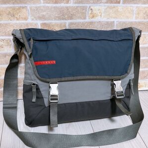 《超美品》PRADA(プラダ)ショルダーバック