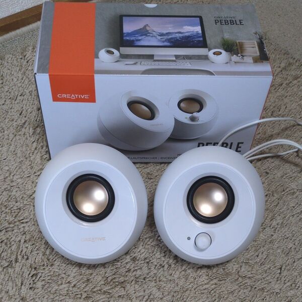 Creative Pebble ホワイト