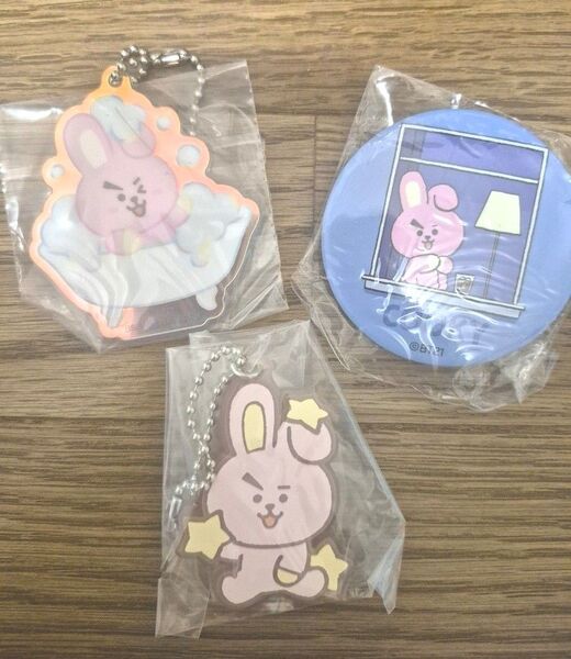 BTS BT21 クッキー オンラインくじ アクリルキーホルダー 缶バッジ ラバーキーホルダー