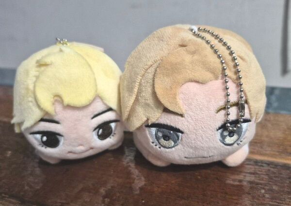 BTS TinyTan TinyMart テテ テヒョン 寝そべりぬいぐるみ