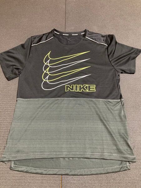 NIKE DRI-FIT ハイブリッド S/S マイラーTシャツMサイズ